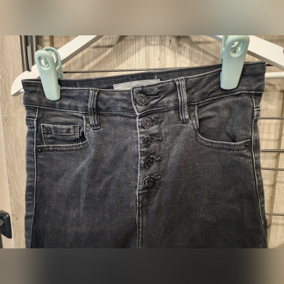 Hidden Taylor High Waisted Black Skinny Jeans 26 Exposed Buttons - Picture 16 of 16